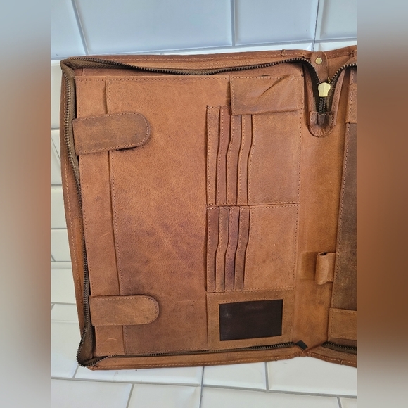 RUSTIC TOWN Brown Distressed Leather Multi Compartment IPAD Tablet Portfolio Zip - Picture 6 of 10